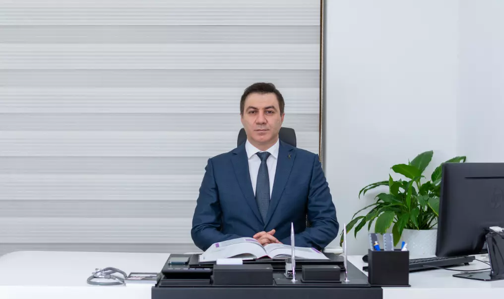 Dermatoloq / Bakı Dermatoloq-Kosmetoloq / Dr Mehdi Mahmudi